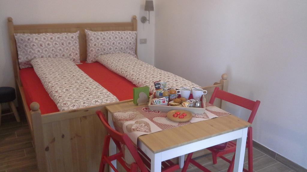 Maison Torrent Bed and Breakfast Doues Δωμάτιο φωτογραφία